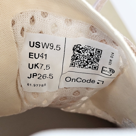 New! On Cloudmonster Sneakers in Moon Fawn - Picture 15 of 16